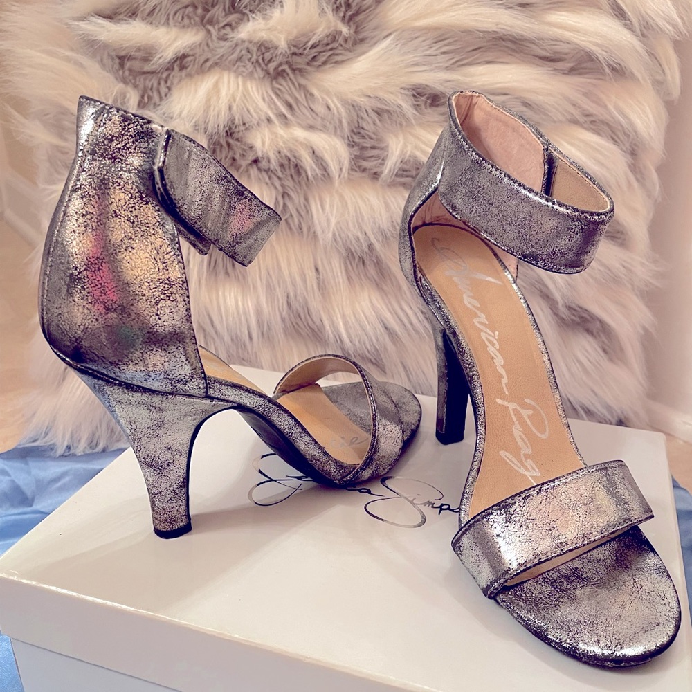 Open-toed Ankle Strapped Heels